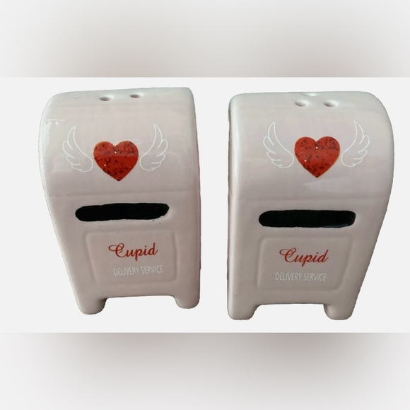 Pink Mailbox Salt and Pepper Ceramic Shaker Set Cupid's Love Letters - N… - Picture 3 of 8